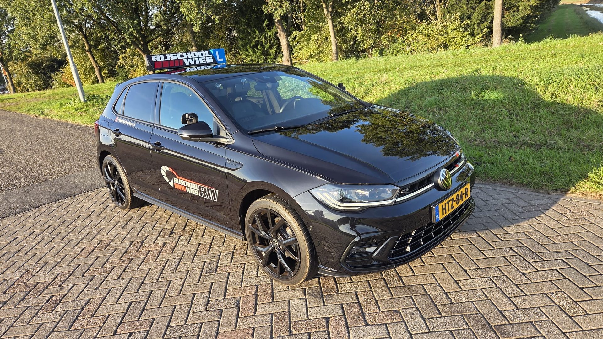 De Wies lesauto bij Theorie